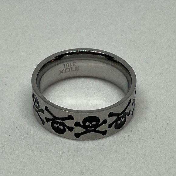 INOX Stainless Steel Skull and Crossbones Ring - Picture 1 of 2